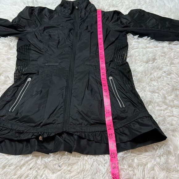 Lululemon Windbreaker Jacket Size 6 Mesh Back Black Full Zip Jogger Track - Picture 12 of 13